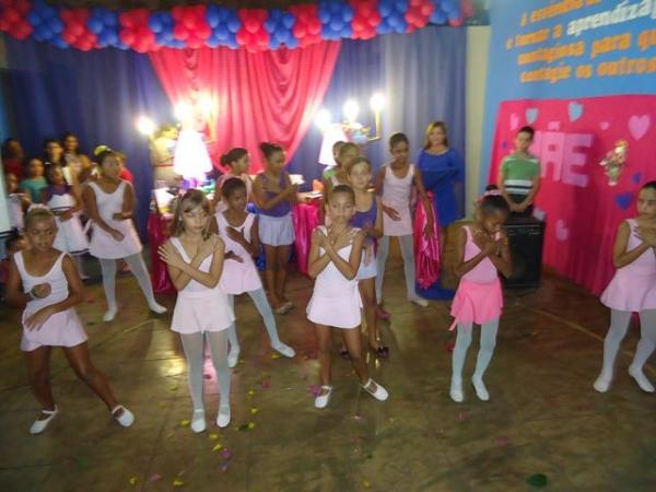 Anexo Santa Catarina realizou Festa Para as Mães - Imagem 109