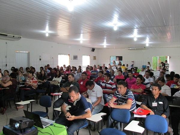 Representantes do PT de Porto Participam de Oficina sobre Redes Sociais - Imagem 1