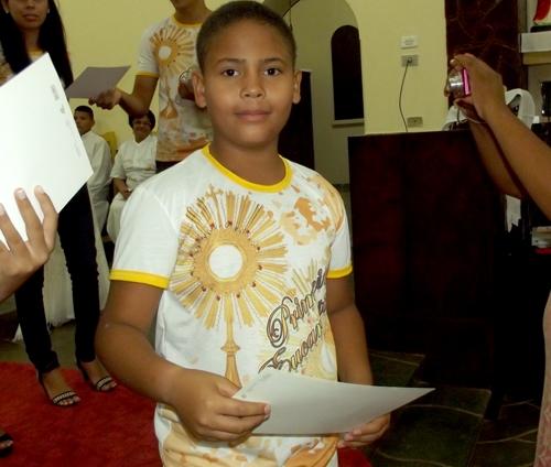 A Primeira Eucaristia de Weverton Santos e Maria Vitória - Imagem 4