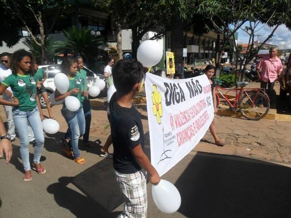 Valença realiza caminhada contra o Abuso e a Exploração Sexual - Imagem 8