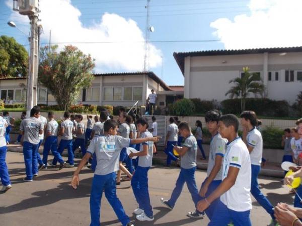 Passeata marcou o Dia Nacional de combate ao Abuso e à Exploração Sexual de Crianças e Adolescentes em Batalhaâ€ - Imagem 12