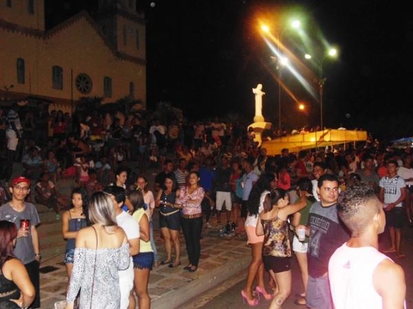 Festa do Trabalhador reúne multidão na Praça da Igreja Matriz - Imagem 7