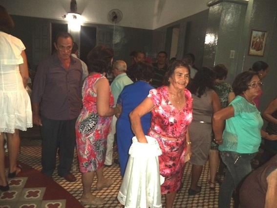 Igreja lotada na penúltima noite de festejo de São Félix de Cantalice - Imagem 18