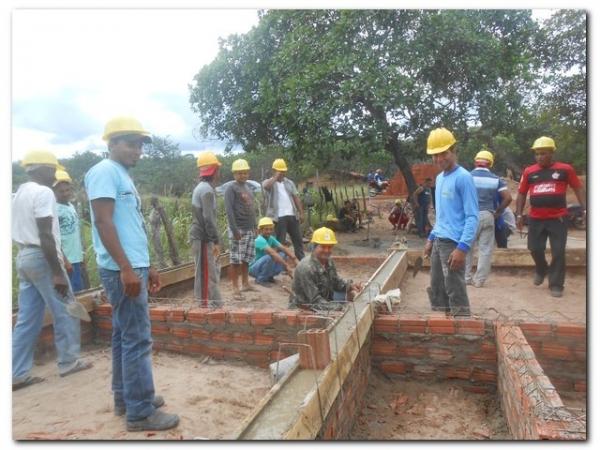 Prefeitura Municipal de Inhuma e ADM em parceria com a Secretaria Estadual de Empreendedorismo beneficiam inhumenses com Curso de Pedreiro - Imagem 4