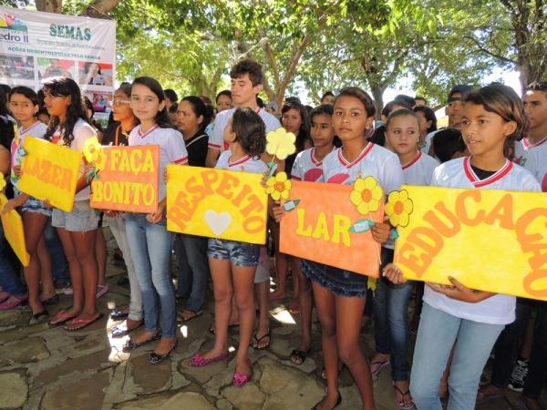 Prefeitura reuniu entidades em ato contra a exploração sexual - Imagem 8