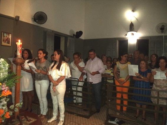 Igreja lotada na penúltima noite de festejo de São Félix de Cantalice - Imagem 6