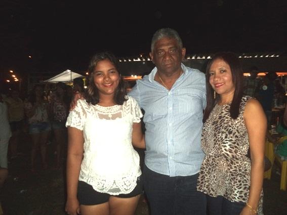 Vaquejada e muito forró garantiu a noite de encerramento nos festejos de São Félix - Imagem 11