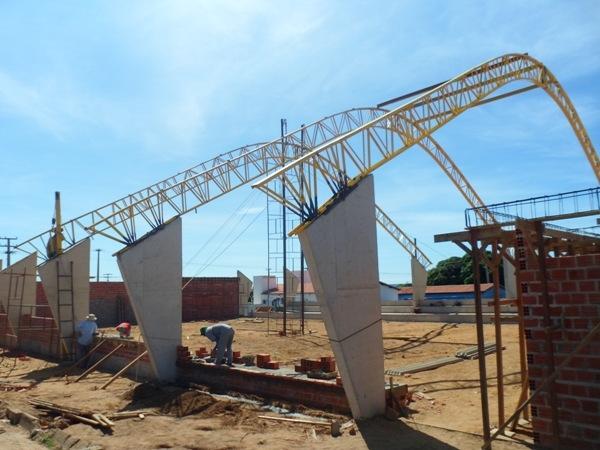 Construção da Quadra Coberta com Vestuário no Bairro Vale Verde está em ritmo acelerado - Imagem 2