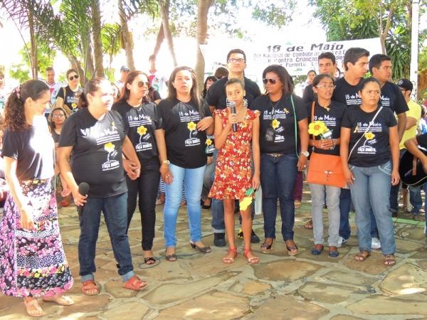 Prefeitura reuniu entidades em ato contra a exploração sexual - Imagem 9