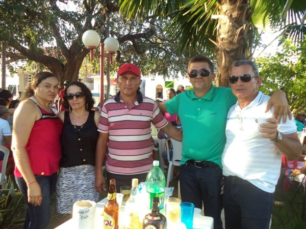 Paróquia de São Félix de Cantalice realizou o tradicional leilão do festejo - Imagem 3