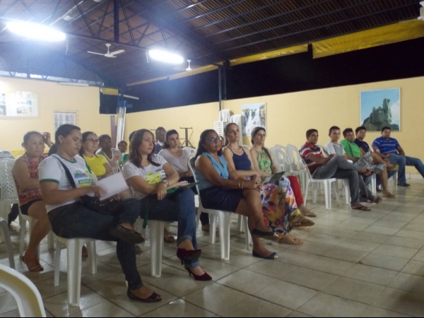 Secretaria de Saúde realiza a semana da Limpeza contra a Dengue - Imagem 10