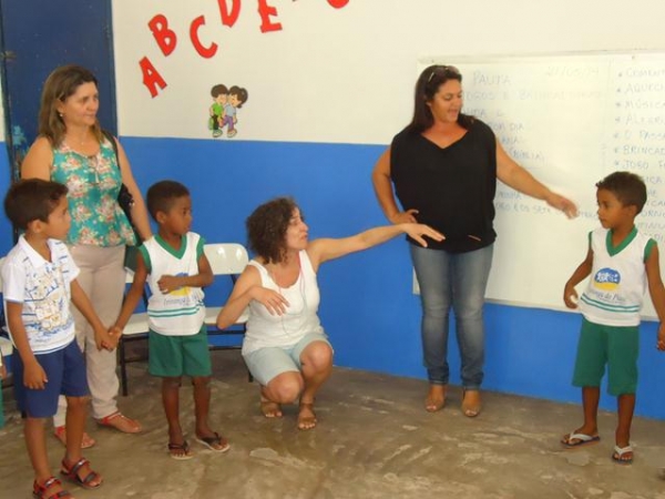 Formadora do Projeto Brincar visitou a Cidade de Ipiranga - Imagem 42