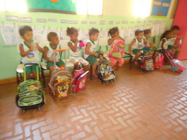 Formadora do Projeto Brincar visitou a Cidade de Ipiranga - Imagem 4