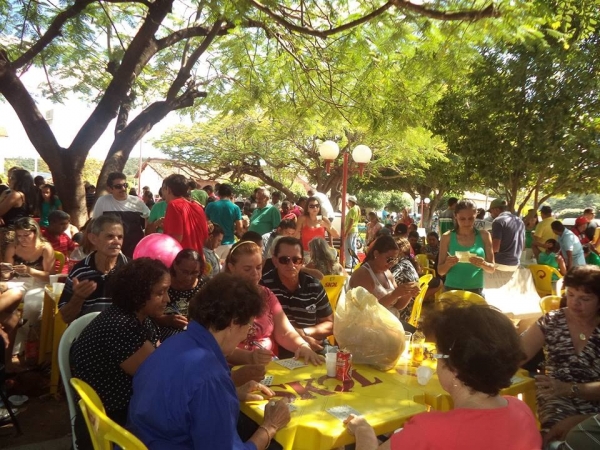 Paróquia de São Félix de Cantalice realizou o tradicional leilão do festejo - Imagem 7