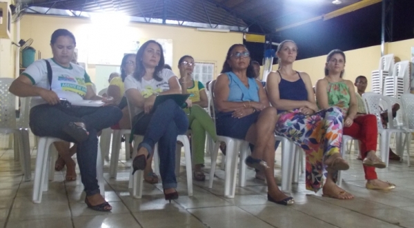 Secretaria de Saúde realiza a semana da Limpeza contra a Dengue - Imagem 11