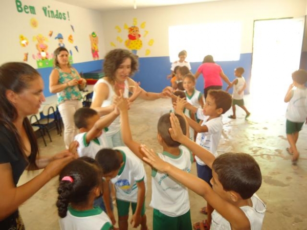 Formadora do Projeto Brincar visitou a Cidade de Ipiranga - Imagem 35