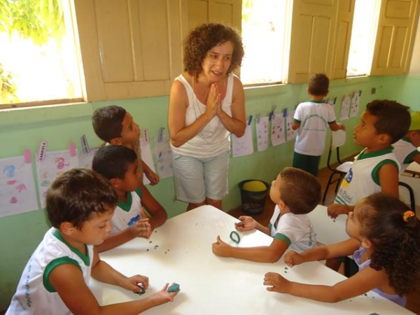 Formadora do Projeto Brincar visitou a Cidade de Ipiranga - Imagem 7