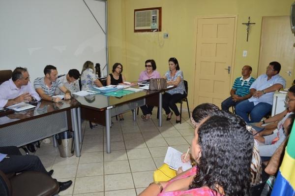 Prefeitura de Buriti dos Lopes e FUNASA discutem passos do Plano Municipal de Saneamento Básico - Imagem 1