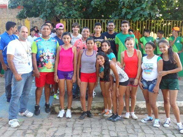 Escolas municipais e estaduais realizam atividades esportivas  - Imagem 4