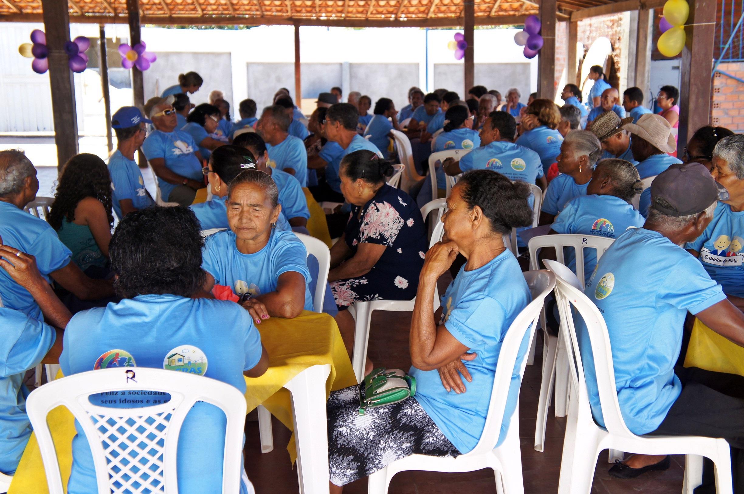 Almoço da Melhor idade. 