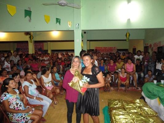 Mães são homenageadas pela Prefeitura de N. S. dos Remédios - Imagem 16