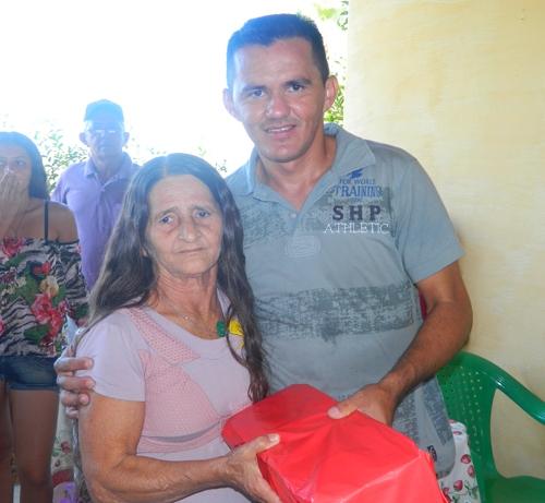 Comunidade Data Veados realizou festa em homenagem ao Dia das Maes - Imagem 32