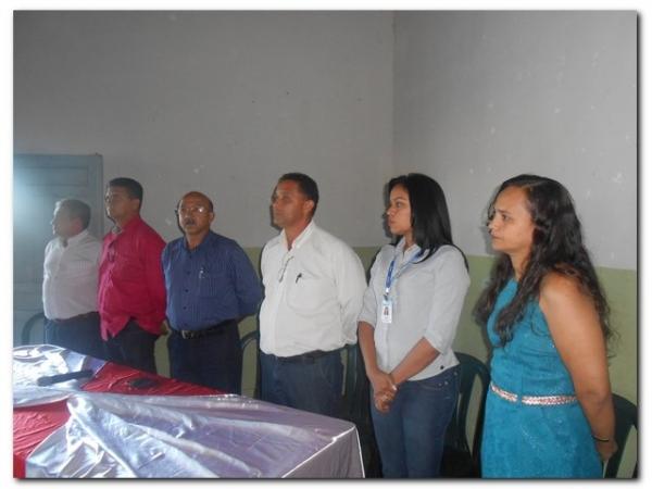 Solenidade de entrega de Certificados dos cursos de Auxiliar de Recursos Humanos, Vendedor, Manicure Pedicure e Salgadeiro  - Imagem 3