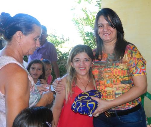 Comunidade Data Veados realizou festa em homenagem ao Dia das Maes - Imagem 37