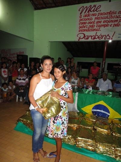 Mães são homenageadas pela Prefeitura de N. S. dos Remédios - Imagem 8