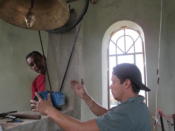 A Paróquia Nossa Senhora da Conceição recebeu hoje o seu novo sino - Imagem 4