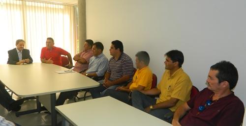 Prefeita de Brasileira e Vereadores estiveram reunidos com o Deputado Wilson Brandão - Imagem 2