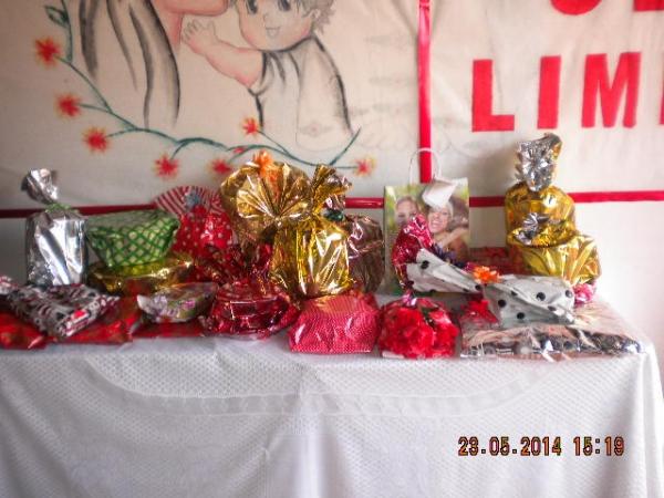 Escola Municipal Antonio Xavier realizou homenagem ao dia das mães - Imagem 20