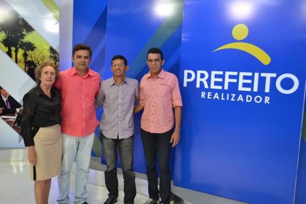 Pimenteiras se destaca durante entrega do Prêmio Prefeito Realizador - Imagem 3