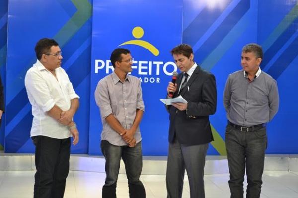 Pimenteiras se destaca durante entrega do Prêmio Prefeito Realizador - Imagem 7