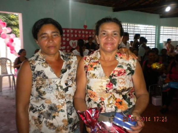 Escola Municipal Antonio Xavier realizou homenagem ao dia das mães - Imagem 38