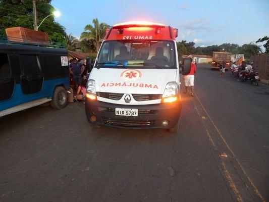 Motociclista bate em traseira de Jipe parado e fica ferido em Ribeiro Gonçalves, fotos - Imagem 1