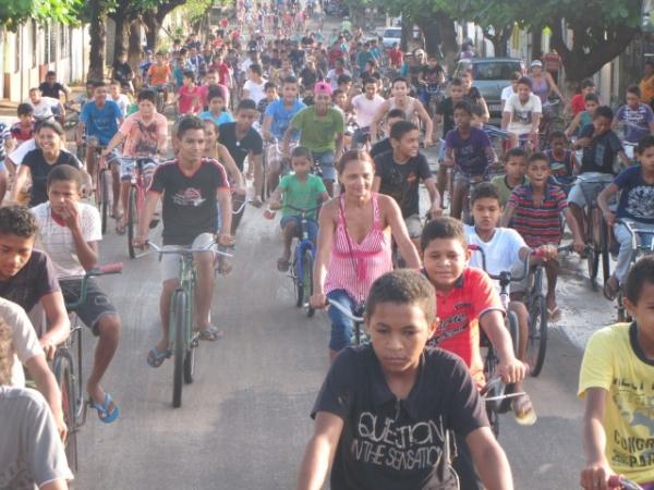 20 mil pessoas participaram do aniversário 102 anos de Miguel Alves - Imagem 6