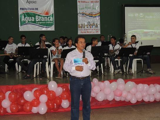 O Programa “Familia na Escola” foi realizado nas escolas Ennes Fonseca e Adelaide Rosa - Imagem 4
