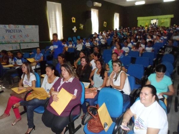  SEMAS realiza o I Fórum de Combate a Violência e Exploração Sexual Contra Crianças e Adolescentes - Imagem 10