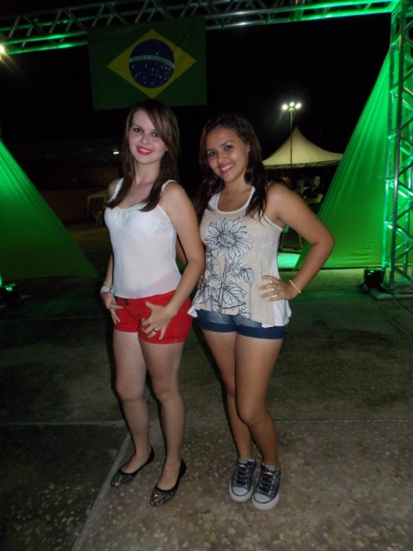 Nota III - Confira fotos da primeira noite da XIII edição do Capi Folia 2014 - Imagem 5
