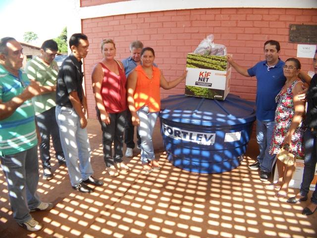 Prefeitura Entrega Kits de irrigação para agricultores de Esperantina