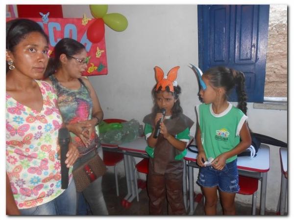 Escola Municipal Tia Nenen Brito comemora Dia do Índio, dia de Tiradentes, dia do Livro e a Páscoa - Imagem 38