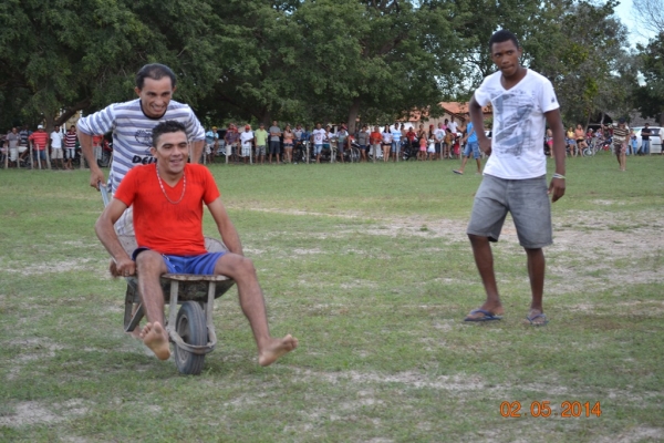 Brincadeira do carro-de-mão animou a festa do trabalhador em Boa Hora - Imagem 9