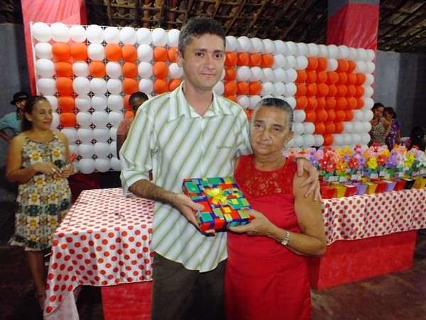 Dom Expedito Lopes antecipa a comemoração do Dia das Mães! Festa com grande Glamour  - Imagem 16