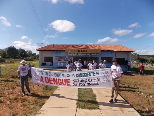 Secretaria de Saúde realiza “Dia D” de combate à dengue nas comunidades Melancias e Serrinha - Imagem 12