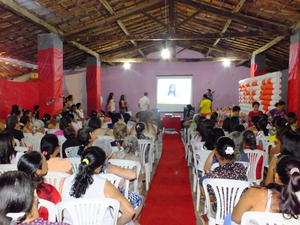 Dom Expedito Lopes antecipa a comemoração do Dia das Mães! Festa com grande Glamour  - Imagem 79