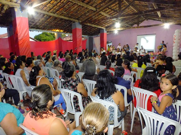 Dom Expedito Lopes antecipa a comemoração do Dia das Mães! Festa com grande Glamour 