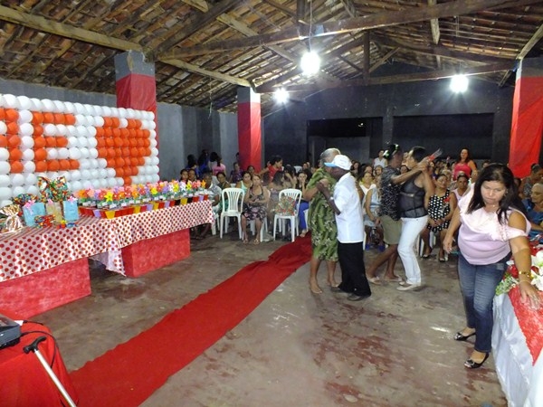 Dom Expedito Lopes antecipa a comemoração do Dia das Mães! Festa com grande Glamour  - Imagem 35