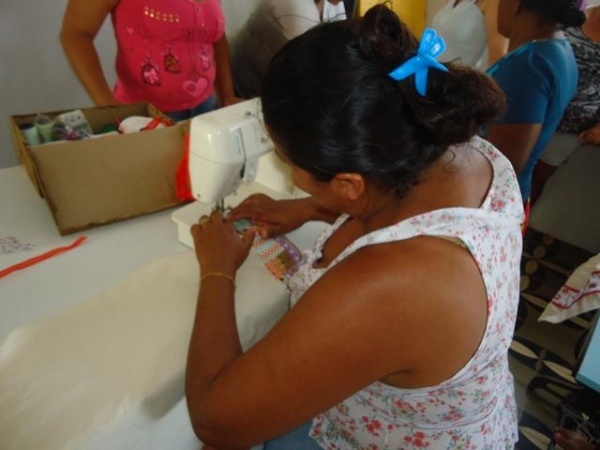 Secretaria Municipal de Assistência Social Promove Curso de Corte e Costura - Imagem 4