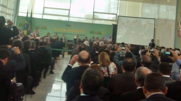 Prefeito consegue 5 milhões para esgotamento sanitário - Imagem 3